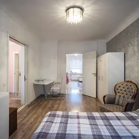 Cerntal Luxury Apartment Riga